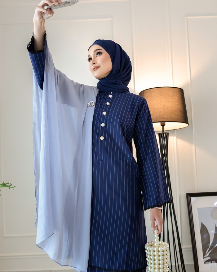 Dang Anum 2.0  in Navy Blue