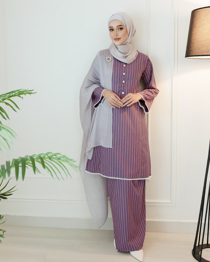 Dang Anum 2.0  in Plum Purple
