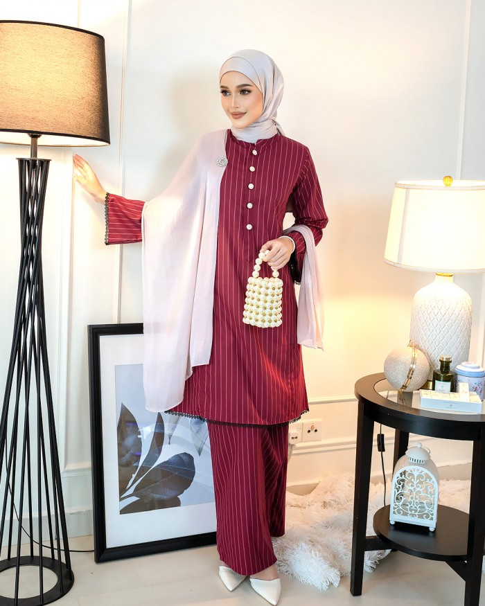 Dang Anum 2.0 in Royal Maroon