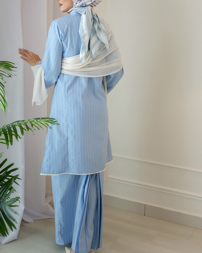 Dang Anum 2.0  in Soft Blue